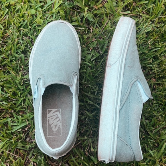Light gray slip on vans - Picture 3 of 4